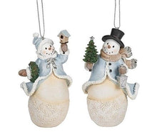 Load image into Gallery viewer, SNOWMAN BLUE LEAF ORNAMENT
