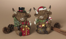 Load image into Gallery viewer, HOLIDAY HIGHLAND COW WEARING SCARF - LARGE
