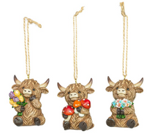 Load image into Gallery viewer, SPRINGTIDE HIGHLAND COW ORNAMENT
