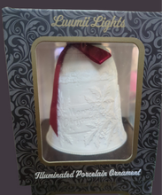 Load image into Gallery viewer, MERRY CHRISTMAS BIRD BELL ORNAMENT
