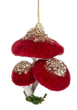 Load image into Gallery viewer, MUSHROOM CLUSTER ORNAMENT
