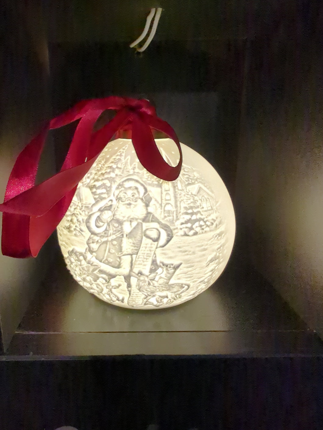 SANTA CHRISTMAS BALL ORNAMENT