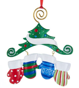 MITTEN FAMILY OF 4 ORNAMENT