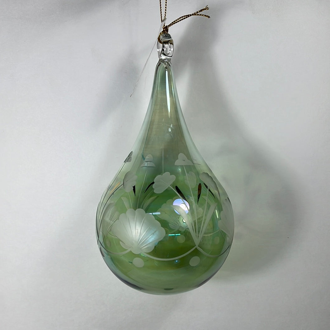 O-462 FULL SIZE CLEAR ETCHED DROP SHAPE ORNAMENT